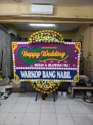Papan Bunga di Parigi